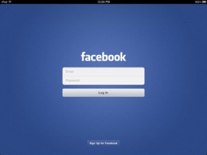 ipad7 300x225 صدور تطبيق الفيس بوك للآي باد
