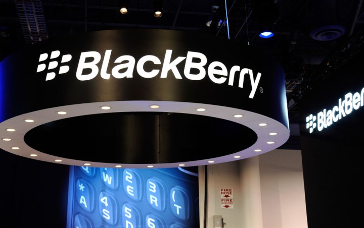 Blackberry 1 blackberry profits in the second quarter: the decline in revenue ..  High losses ..  And ugly!