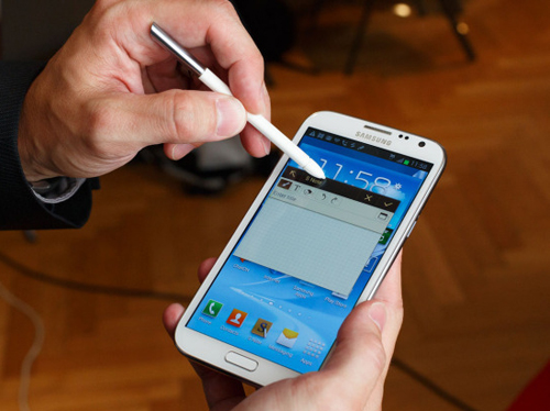 20120829 IFA Samsung Galaxy Note II 001 610x432 النسخة الرخيصة من جالاكسي نوت 3 قادمة في نوفمبر 