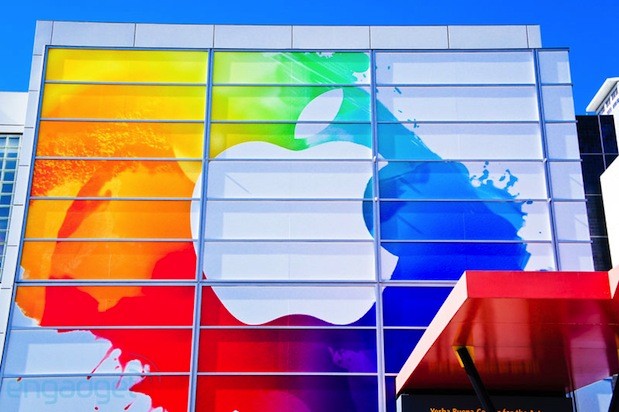 apple3 9 1331322264 بلومبيرغ: أبل ستنفق 10.5 مليار دولار لإقتناء أحدث تقنيات التصنيع
