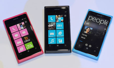 nokia Lumia 800 007 مليار دولار خسائر نوكيا للربع الثاني