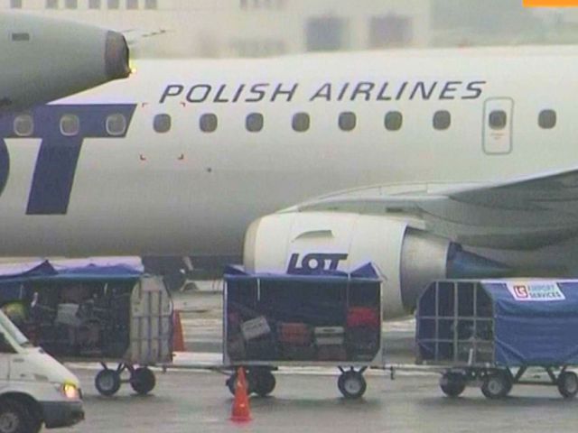 20150622-lot-polish-airlines