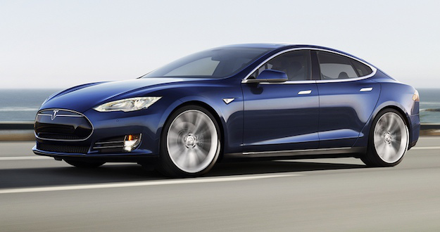 استدعاء سيارات تسلا Model S بسبب خلل مصنعي