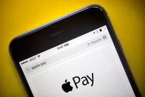Apple Pay الدفع الإلكتروني