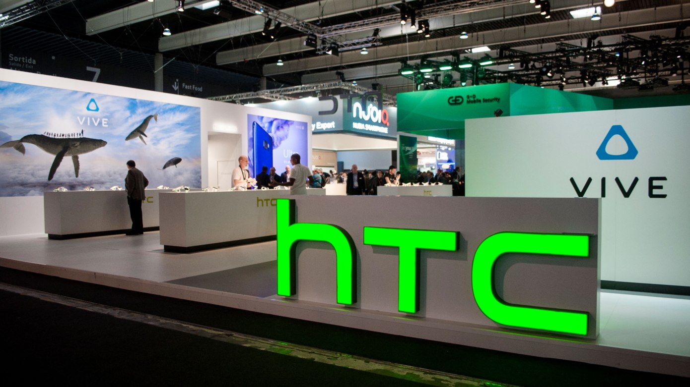 HTC تتكبد خسائر كبيرة في الربع الأخير من 2017