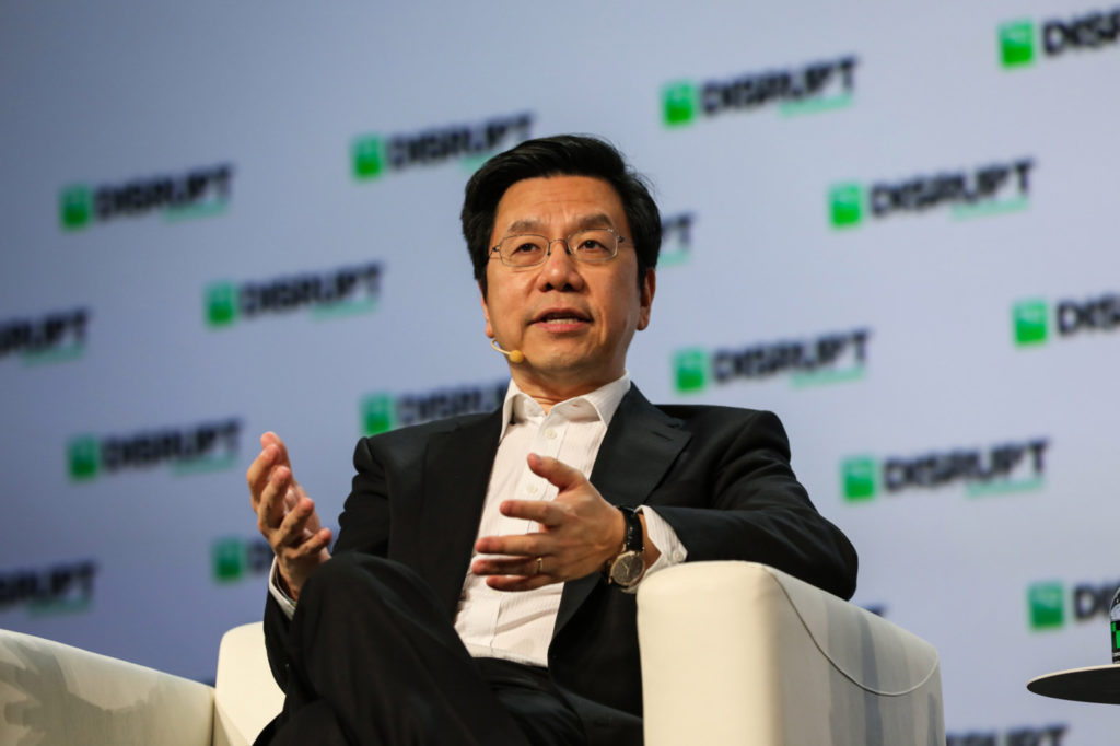 رئيس قوقل في الصين سابقًا يقول أن الشركة ستعاني إذا عاد للبلاد
