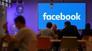 فيسبوك تعين مديرًا لسياسات حقوق الإنسان قريبًا