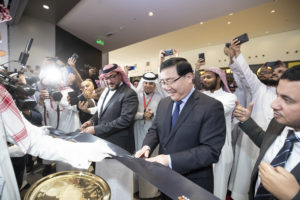 رسميًا: هواوي تفتتح أول متاجرها في المملكة العربية السعودية