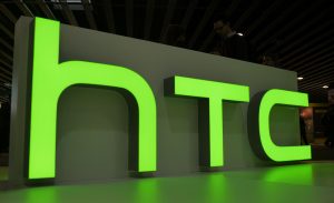 شركة HTC تسحب 14 تطبيق خاص بها من على متجر قوقل بلاي