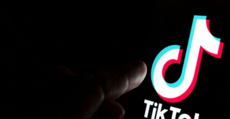 تطبيق تيك توك "TikTok" يتجاوز المليار عملية تثبيت من على متجر جوجل بلاي