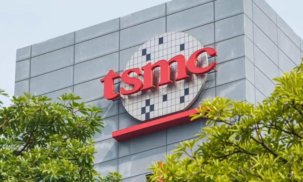 عملاقة المعالجات TSMC ستبني مصنع في أمريكا بقيمة 12 مليار دولار