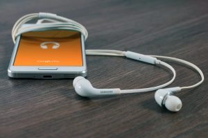أفضل 7 تطبيقات للاستماع إلى البودكاست