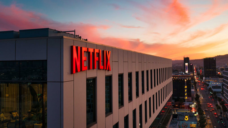لأول مرة منذ 10 سنوات ، شهدت Netflix انخفاضًا في عدد المستخدمين