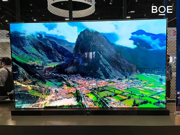أعلن BOE عن شاشة OLED مقاس 95 بوصة جديدة بدقة 8K ومعدل تحديث يبلغ 120 هرتز